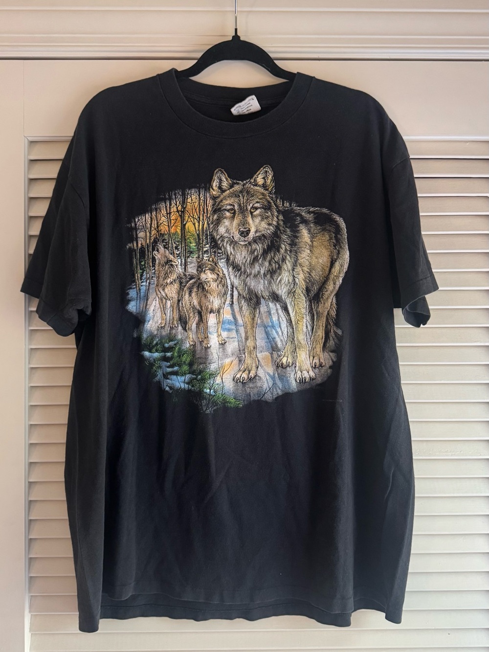 Vintage Wolf Tshirt
